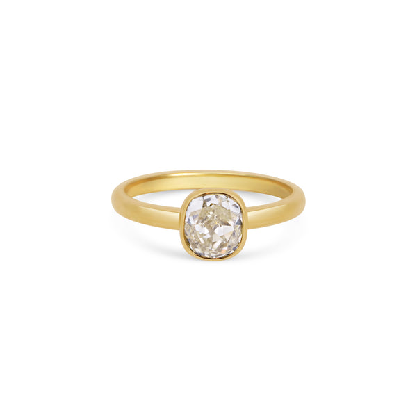 Ribbon Set Diamond Solitaire