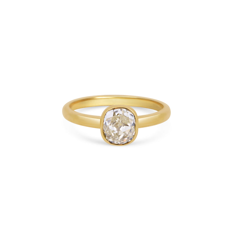 Ribbon Set Diamond Solitaire