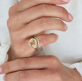 Signet Ring Keeper