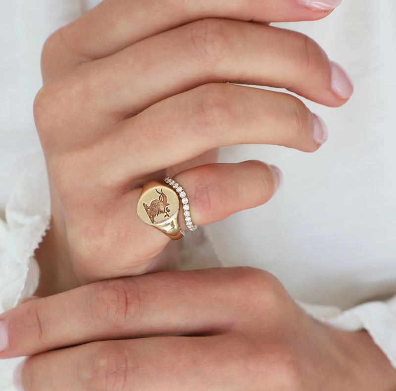 Signet Ring Keeper